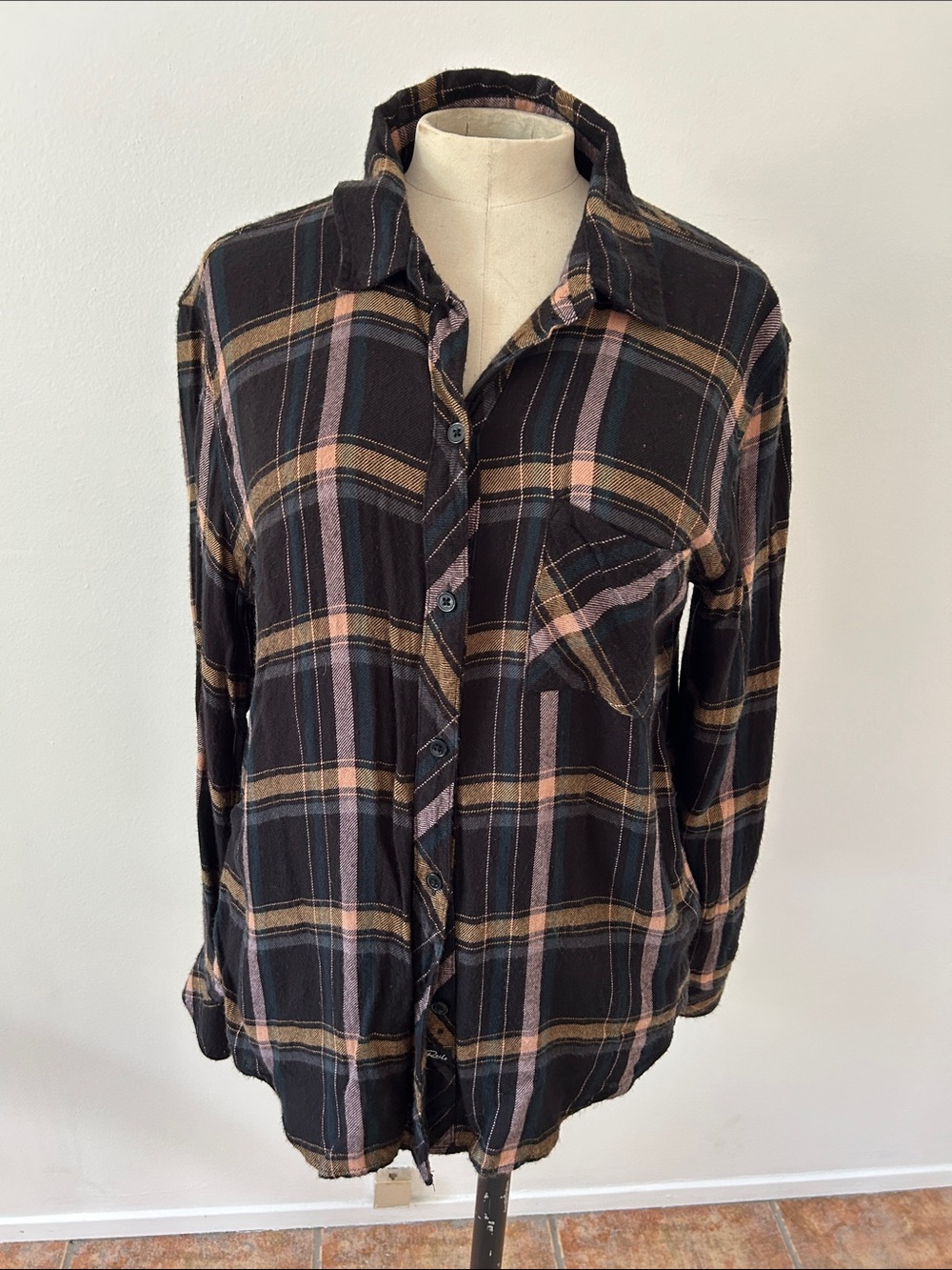 Rails Hunter Plaid Flannel Button-Front Shirt, Black Green Mustard, Size M